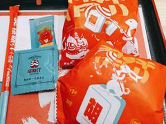 香辣鸡腿中国汉堡-塔斯汀中国汉堡(团一大店)
