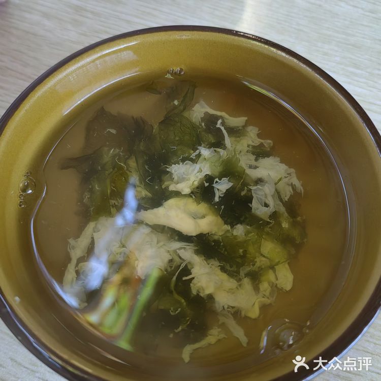 这家砂锅味道确实巴适，价格也比较亲民