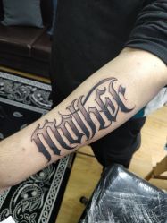 -天道tattoo纹身穿孔工作室