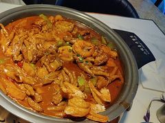 -徐记小怪兽肉蟹煲(中央大街店)