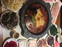 -渝宗老灶火锅(时代天街店)