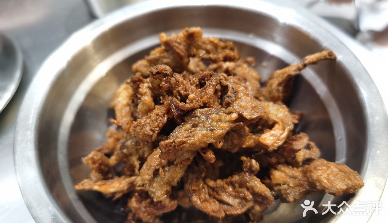 平平无奇的烧烤 不值得大家排队