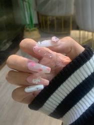 -UGIRL有个美甲