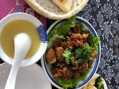 -八两八金·莱芜特色炒鸡(市南漳浦路店)