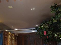 -八府香鸭·啫啫煲(华山路店)