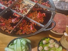 -白乐天毛肚火锅馆(南滨路店)