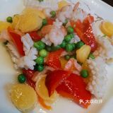 吃起来特别香。还点了毛血旺,味道正宗,辣辣的吃了还想吃