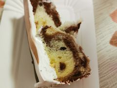 -85度C(生甜甜圈研究工坊·上海平凉店)