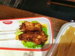 -渝都辣夫重庆老火锅(华新店)