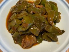 -关东小磨东北菜(上海长风大悦城店)