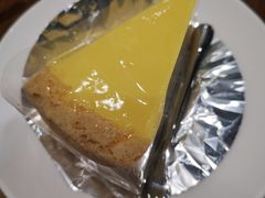 酸奶慕斯-藏猫猫咖啡主题馆(中央大道店)