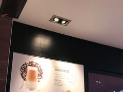 -麦当劳(汉口火车站候车室店)