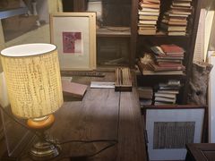 -邊城書店