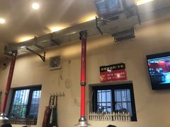 -超越炭火牛蛙火锅鸡(河东店)