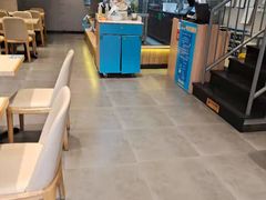 -灵芝妹子海鲜米线(劳动公园店)