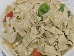 -东北酱骨饺子铁锅炖(万达总店)
