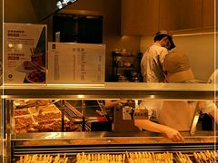 面包甜点陈列柜-廖记棒棒鸡(金光华广场店)