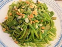 菠菜汁青酱意大利面-拾挚扒房(招商花园城店)
