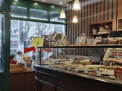 面包甜点陈列柜-Pie Bird(新闸路店)