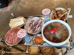 -五里关火锅(上海鑫耀·光环Live店)