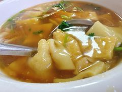 -溢心园香河肉饼总店