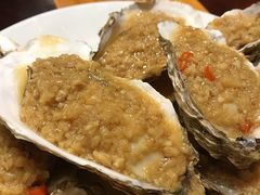 -臻鲜燕海鲜融合餐厅(金陵style店)