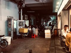 大堂-威邵鸡煲(西华路总店)