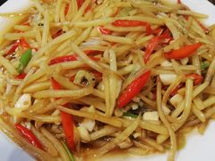 酸辣土豆丝-枣庄辣子鸡(辽阳西路店)