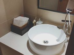 -良子足疗按摩