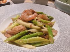 -穹六人间 people 6(岳阳路店)