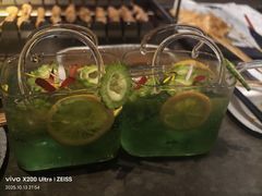 -麦凯伦烧烤·精酿超级工厂店(金桥总店)