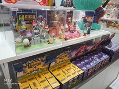 -泡泡玛特POPMART(上海环球港店)