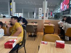 -遇见小面(白云机场T2安检外店)