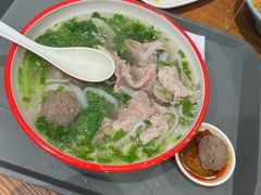 -大食代美食广场(上海中心店)