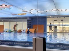 -戊辰亲子游泳俱乐部