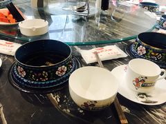 -何鲜菇火锅(大营盘店)