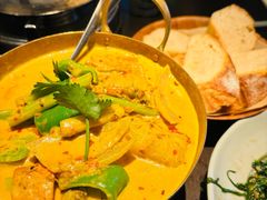 -大头虾越式风味餐厅(光明广场店)