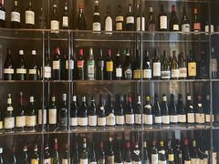 -wineapp葡萄酒餐吧(外滩金融中心店)