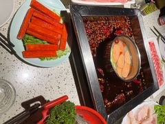 -二荆条·蜀鲜汇城市森林火锅