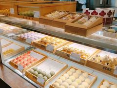 面包甜点陈列柜-南宋胡记(杭州体育场路店)