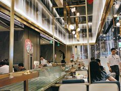 -海底捞火锅(长宁路龙之梦店)