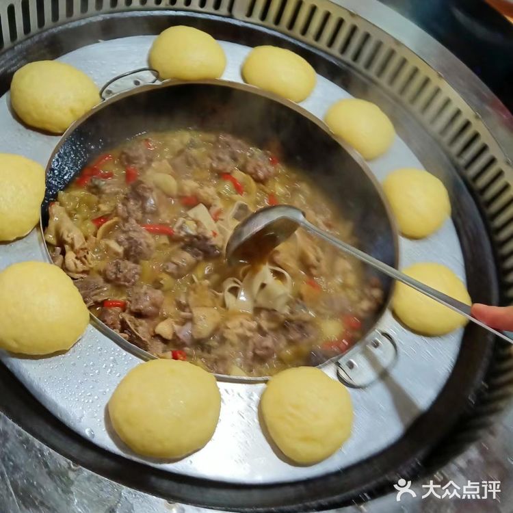 土火锅与东北玉米膜膜的完美搭配