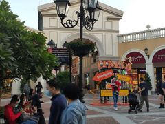 -佛罗伦萨小镇广佛名品奥特莱斯(疏港路店)