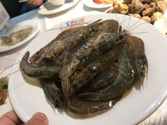 -领鲜活海鲜榴莲自助火锅(东门店)