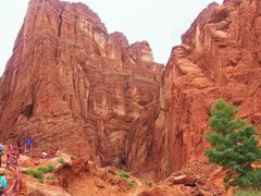 -天山神秘大峡谷