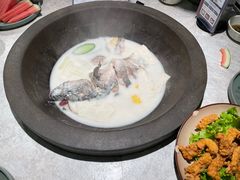 -鲜潭蒸汽石锅鱼(五道口购物中心店)