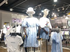 -三福时尚(三峡广场华夏银座店)