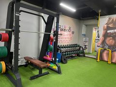 -征成健身连锁私教工作室(九公里店)