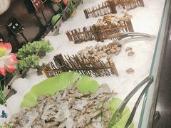 -汉金城海鲜烤肉自助百汇(威海威高广场店)