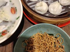 -玖鲜小笼(中山广场店)